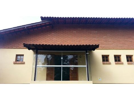 Instalação de Sacada de Vidro no Butantã