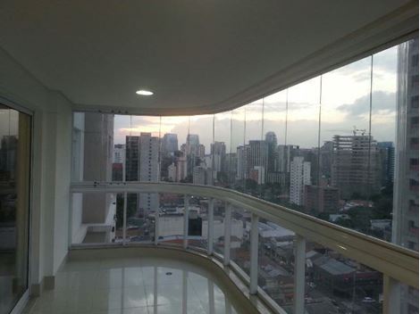 Instalação de Cobertura de Vidro no Jaguaré