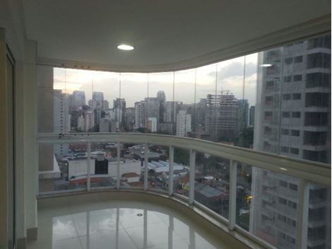 Manutenção de Envidraçamento de Sacadas no Itaim Paulista