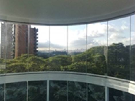 Sacadas de Vidro no Planalto Paulista